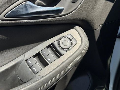 Used 2023 Buick Encore GX Preferred w/ Cold Weather Comfort Package FWD image 14