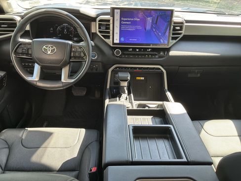 Used 2024 Toyota Tundra Limited AWD/4WD image 29