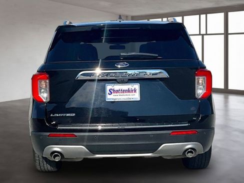 Used 2021 Ford Explorer Limited w/ Equipment Group 301A RWD image 5