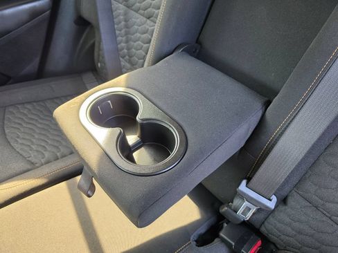 Used 2021 Chevrolet Equinox LT FWD image 38