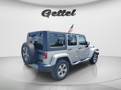 Certified 2018 Jeep Wrangler Unlimited Sahara w/ Connectivity Group AWD/4WD image 5
