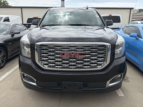 Used 2019 GMC Yukon XL Denali AWD/4WD image 1
