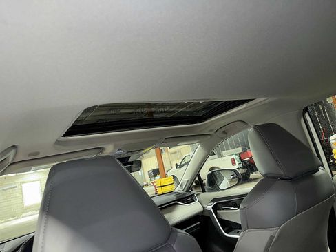 Used 2023 Toyota RAV4 Limited AWD/4WD image 24