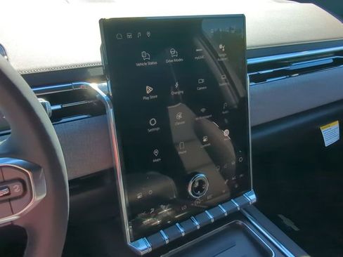 New 2026 GMC Sierra EV Elevation image 30