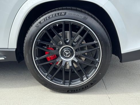 New 2025 Mercedes-Benz GLS 63 AMG 4MATIC image 16