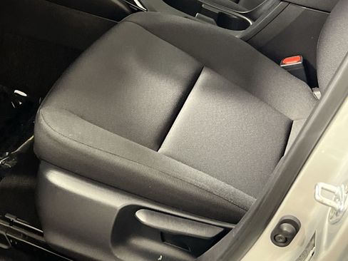 Used 2025 Toyota Corolla LE FWD image 14