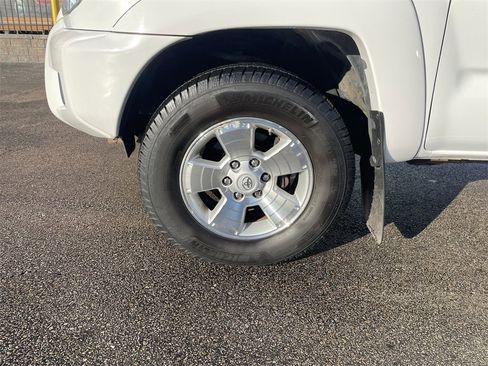 Used 2013 Toyota Tacoma 4x4 Double Cab image 9