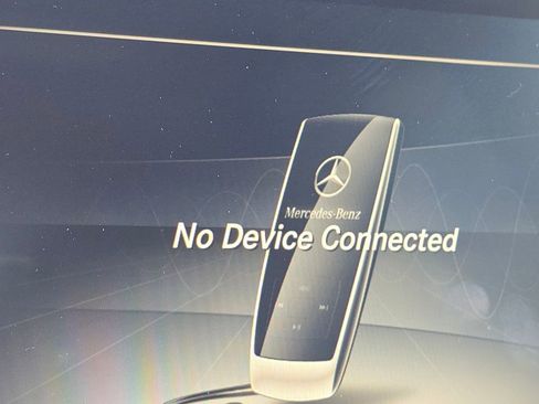 Certified 2018 Mercedes-Benz GLC 300 4MATIC image 9