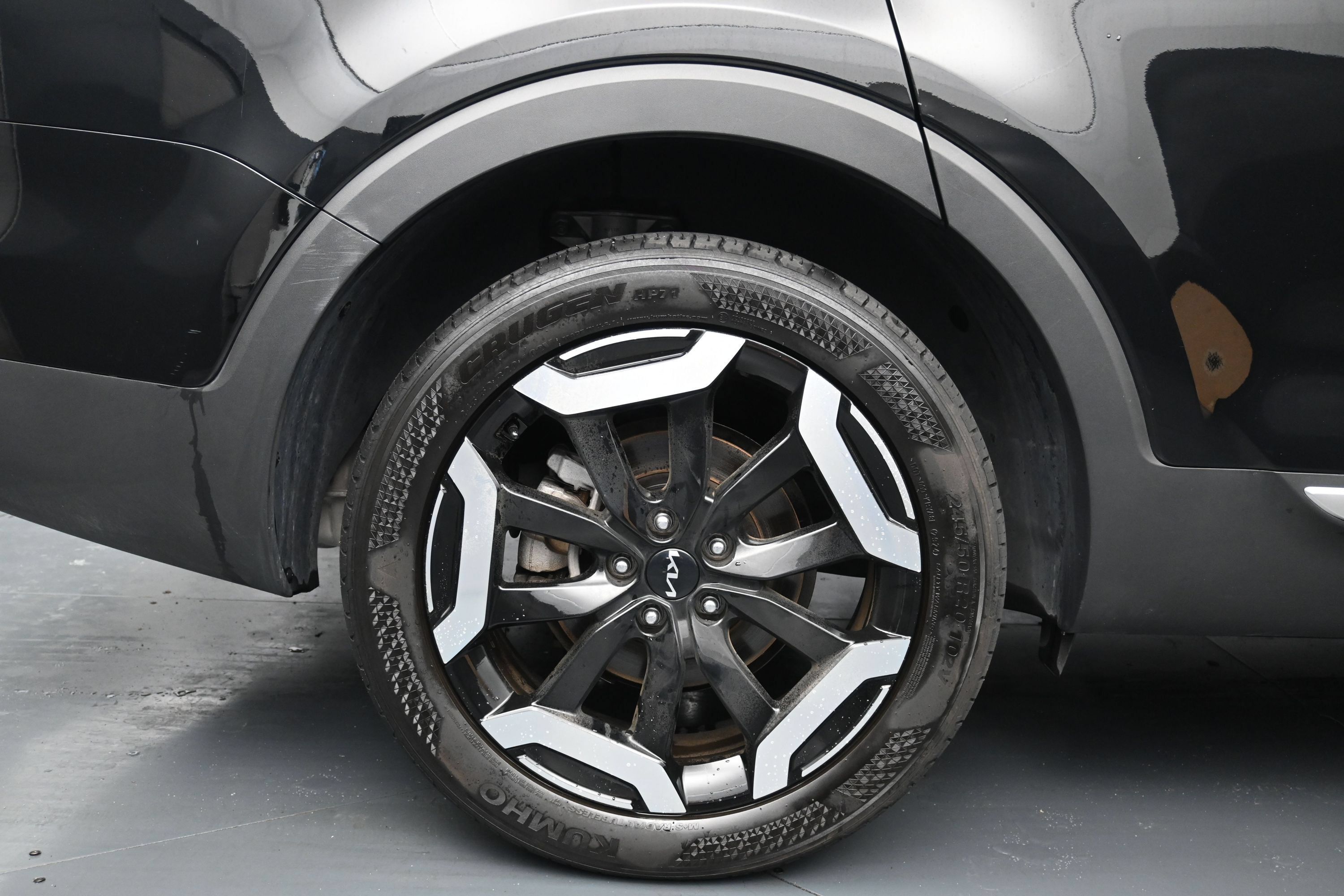 Used 2025 Kia Telluride S FWD image 9