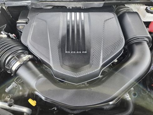 Used 2026 GMC Acadia Elevation w/ Elevation Premium Package FWD image 31