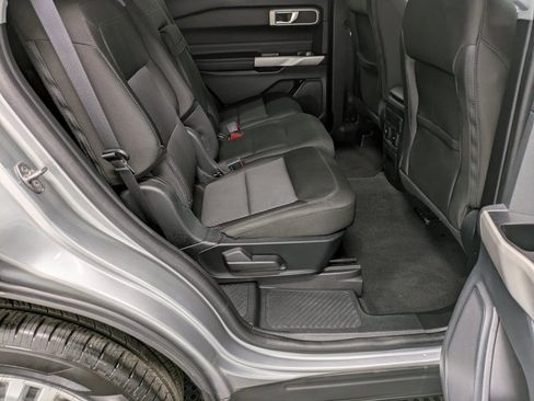 Used 2022 Ford Explorer XLT w/ Class IV Trailer Tow Package image 25