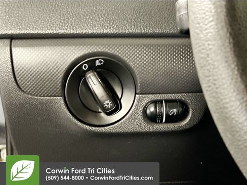 Used 2013 Volkswagen Jetta S FWD image 19