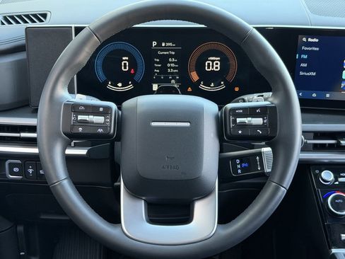 Used 2025 Hyundai Santa Fe SEL image 12