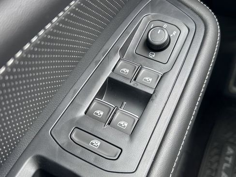 New 2026 Volkswagen Atlas SEL Premium R-Line AWD/4WD image 18