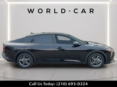 Certified 2025 Kia K4 LXS w/ Keyless Entry, Rear Cam