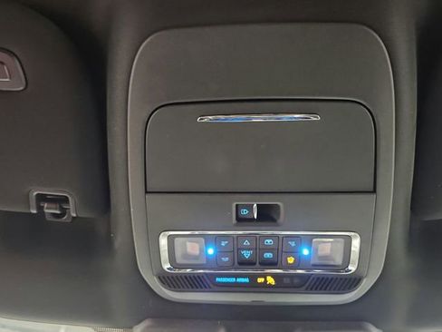 Used 2023 Ford F150 Lariat w/ Equipment Group 502A High AWD/4WD image 30