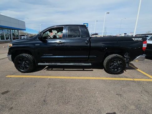 Used 2019 Toyota Tundra SR5 w/ SR5 Upgrade Package image 6