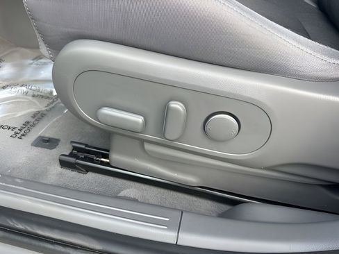 Used 2024 Hyundai Ioniq 5 SEL image 10