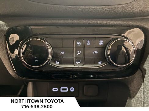 Used 2023 Buick Encore GX Preferred w/ Cold Weather Comfort Package image 11