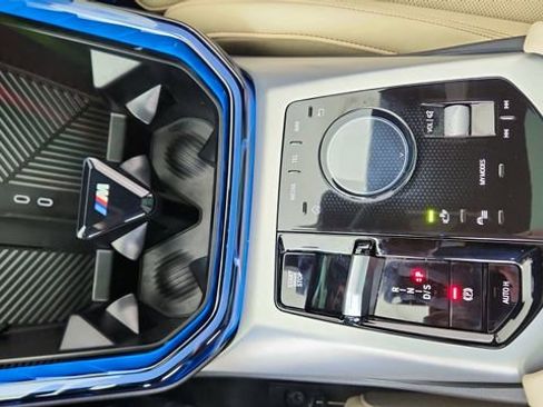 Used 2025 BMW X3 xDrive30i w/ Premium Package image 49