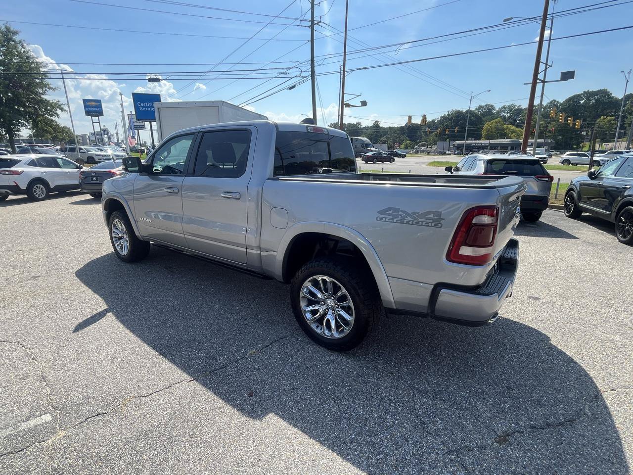 Used 2021 RAM 1500 Laramie w/ Laramie Southwest Edition AWD/4WD image 15