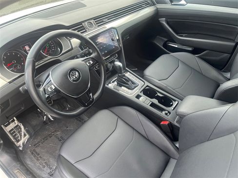 Used 2019 Volkswagen Arteon SE image 16