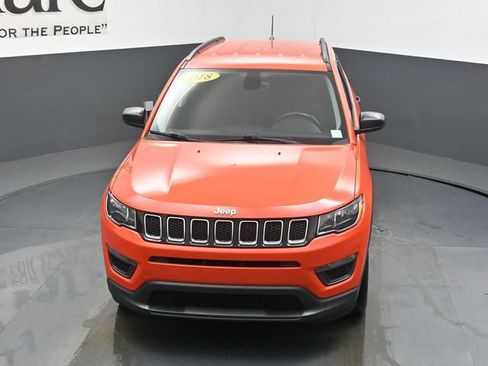 Used 2018 Jeep Compass Sport w/ Cold Weather Group AWD/4WD image 59