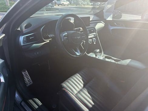 Used 2023 Genesis G70 2.0T w/ Sport Prestige Package RWD image 10