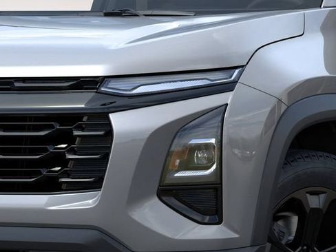 New 2026 Chevrolet Equinox LT w/ Midnight Edition AWD/4WD image 8