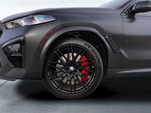 Used 2026 BMW X6 M Competition w/ Executive Package image 4