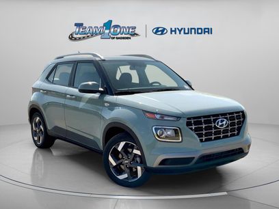 Used 2025 Hyundai Venue SEL
