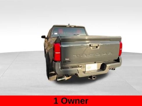 Used 2024 Toyota Tacoma TRD Sport image 6