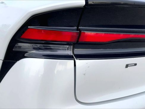 Certified 2023 Toyota Prius LE image 27