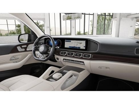 New 2026 Mercedes-Benz GLS 450 4MATIC image 6