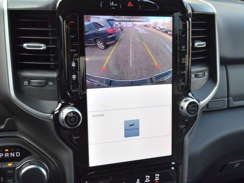 New 2026 RAM 1500 4x4 Crew Cab image 29