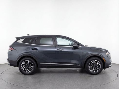 Used 2024 Kia Sportage LX AWD/4WD image 11