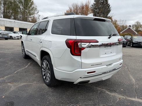 Used 2023 GMC Acadia Denali w/ Denali Ultimate Package image 3