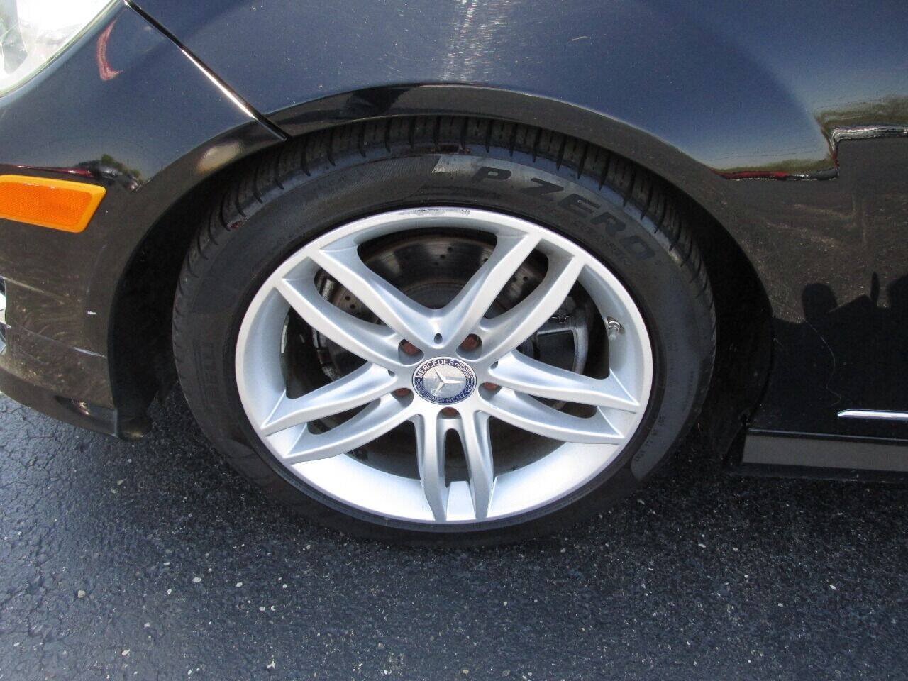 Used 2012 Mercedes-Benz C 300 4MATIC Sedan image 35