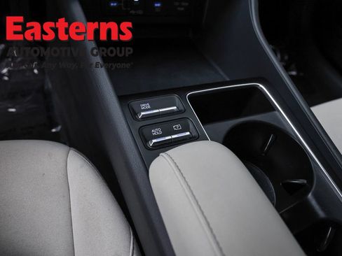 Used 2025 Hyundai Sonata SEL FWD image 21
