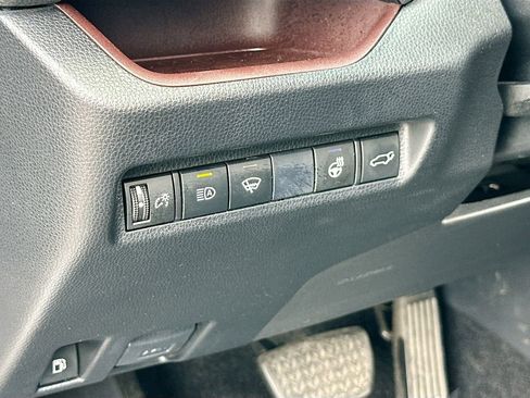 Used 2020 Toyota RAV4 Limited w/ Limited Grade Weather Package AWD/4WD image 10