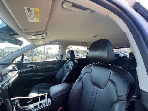 Used 2024 Kia Sorento S FWD image 33