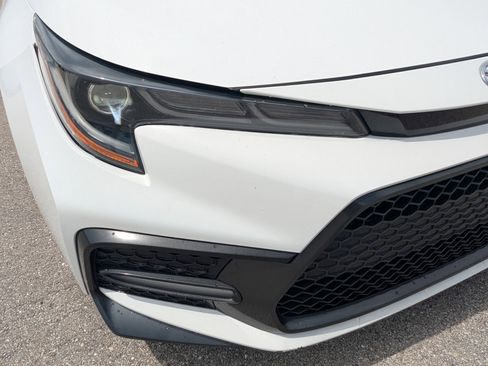 Used 2021 Toyota Corolla XSE FWD image 10