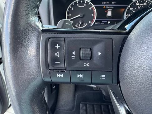 Used 2021 Nissan Rogue SV w/ Premium Package FWD image 15