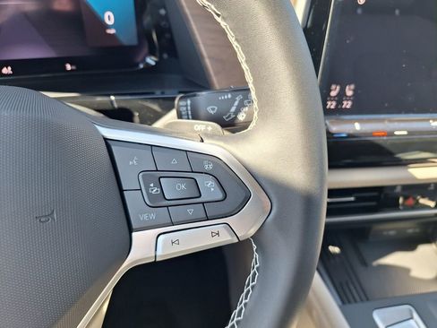 New 2026 Volkswagen Atlas SE image 18