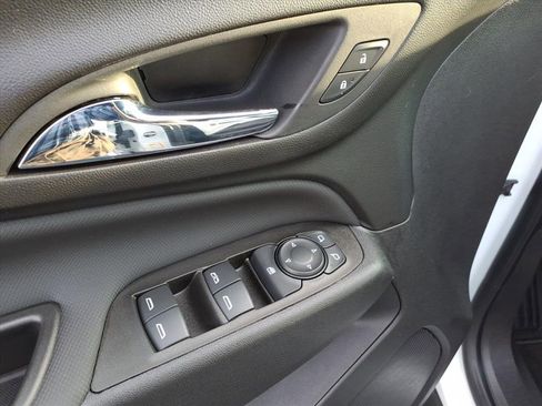 Used 2023 Chevrolet Equinox RS w/ RS Leather Package image 14