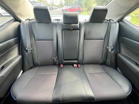 Used 2017 Toyota Corolla SE w/ Carpet Mat Package (TMS) FWD image 28