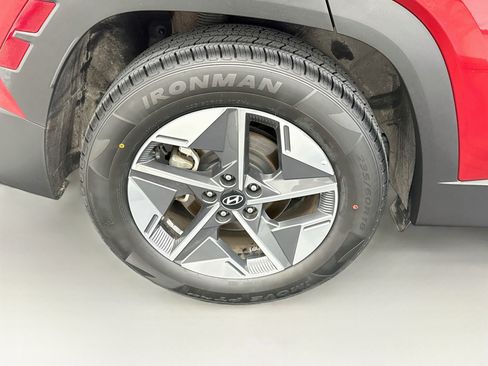 Used 2025 Hyundai Tucson SEL FWD image 11