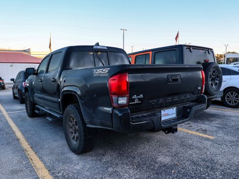 Certified 2023 Toyota Tacoma SR image 10