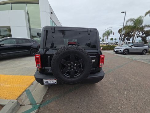 Used 2024 Ford Bronco Black Diamond image 7