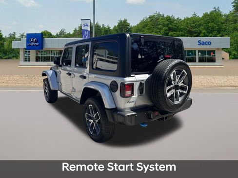 Used 2024 Jeep Wrangler Unlimited w/ Convenience Group image 10
